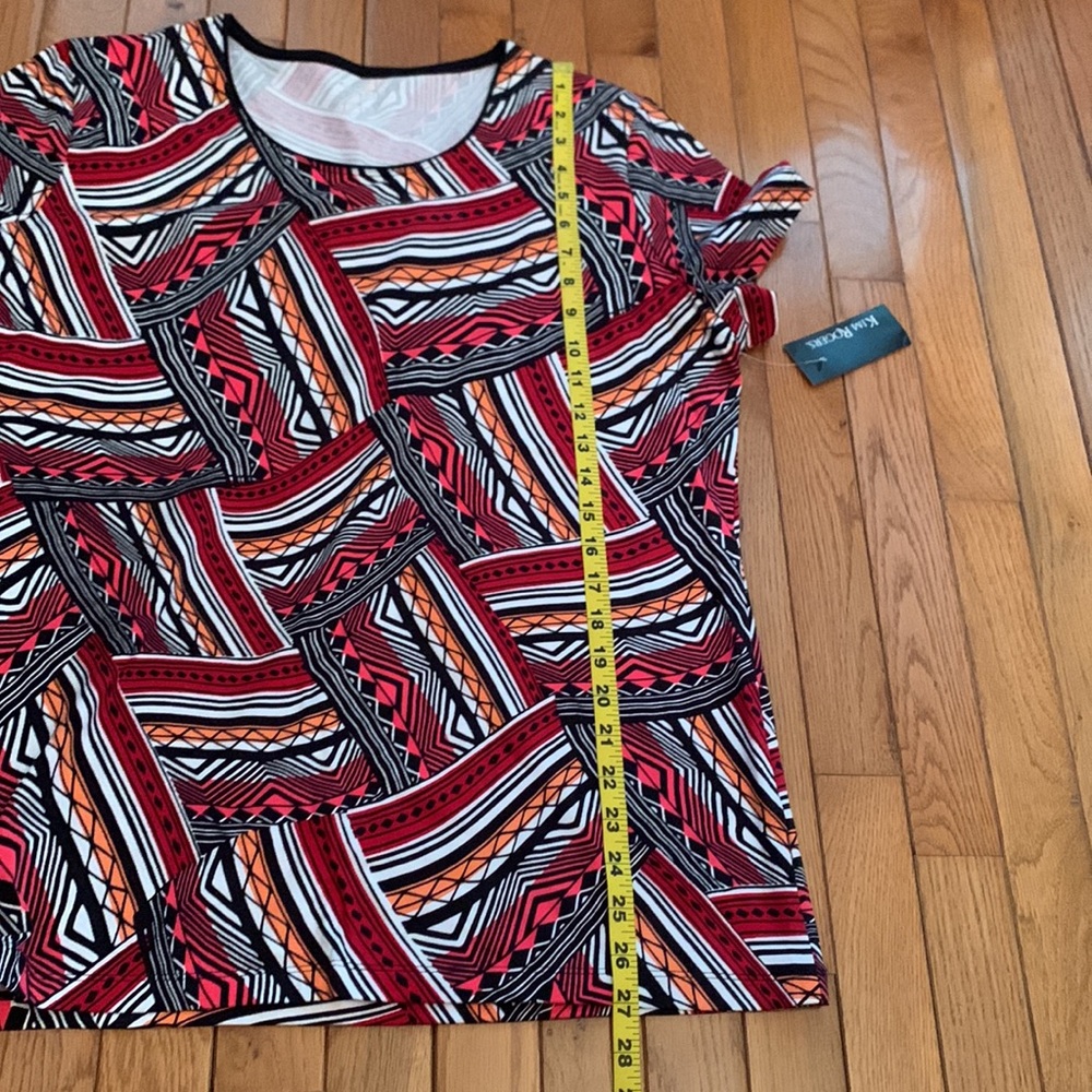 Kim Rogers NWT Geometric Multicolor Top (Coral Combo) - Picture 12 of 13